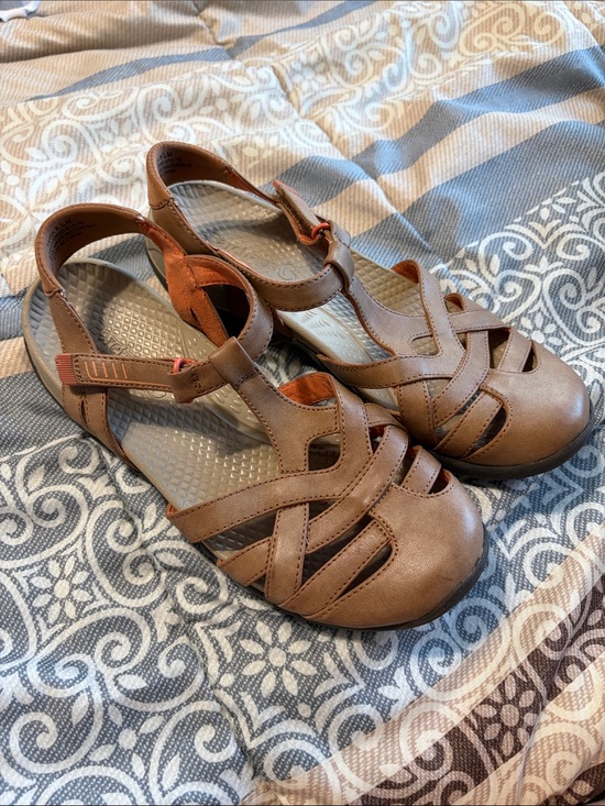 BareTraps Shoes - BareTraps Women's Fayda Closed Toe Walking Strappy Sandals Size 8.5